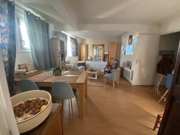 Chambre chez l'habitant / Appartement 5 pièces de 88 m², Bordeaux, Rue Jean Descas / Photo 2