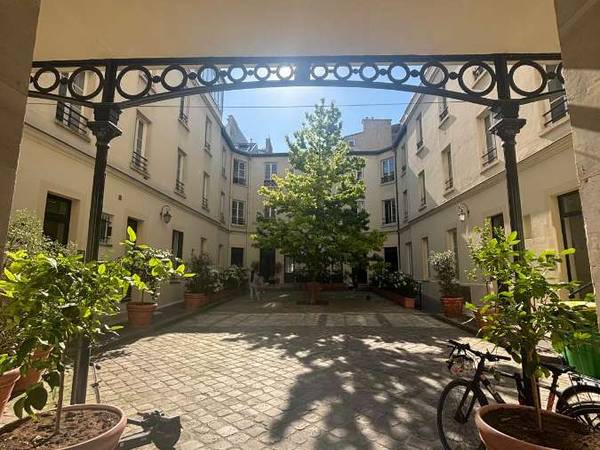 Sous-location / Appartement 2 pièces de 43 m², Paris / Photo 3