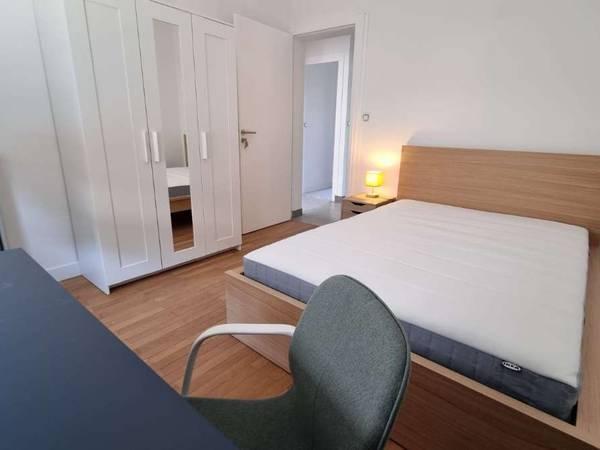Student room / 5-bedroom house · 84 m², Nantes, Rue Abbé Boutet / Photo 2