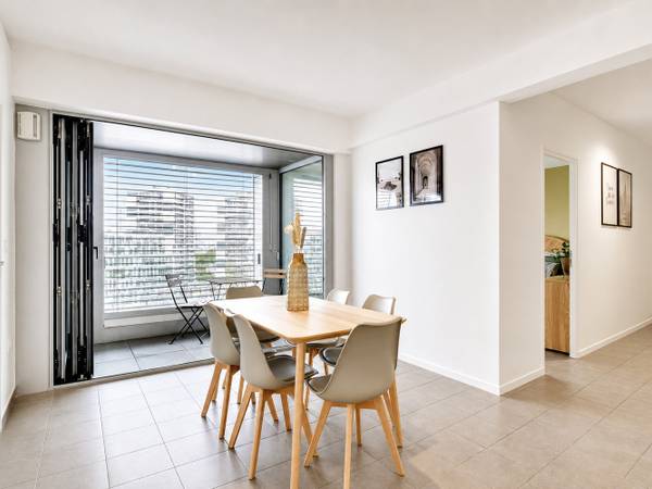 Colocation / Appartement 5 pièces de 104 m², Paris, Rue Cesaria Evora / Photo 2