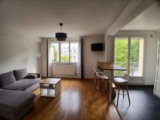 Colocation / Appartement 4 pièces de 79 m², Dijon, Rue de la Stearinerie