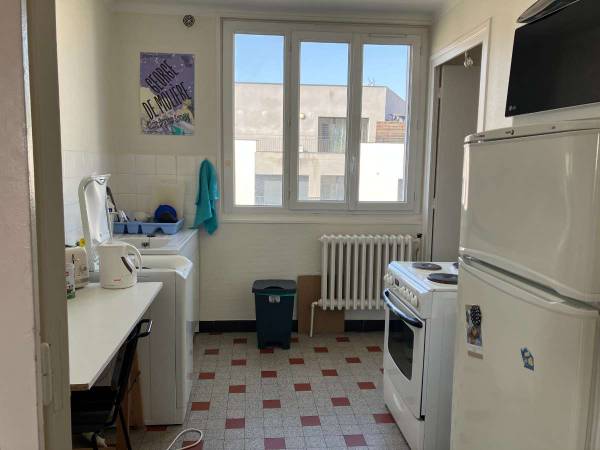 Colocation / Appartement 3 pièces de 70 m², Lyon, Rue du Dauphiné / Photo 4