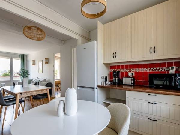 Colocation / Appartement 4 pièces de 66 m², Bordeaux, Rue Oscar Et Jean Auriac / Photo 2