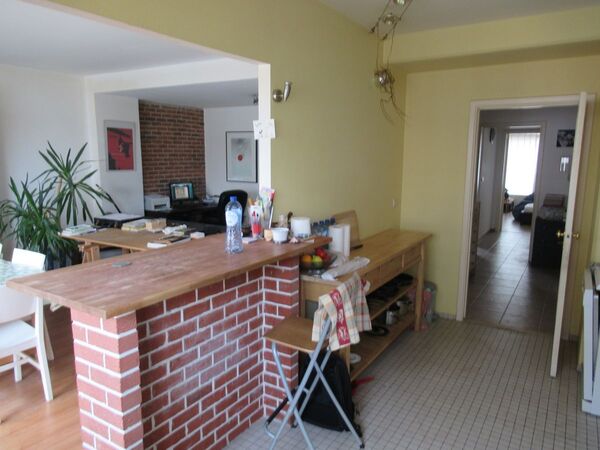 Colocation / Appartement 6 pièces de 100 m², Schaerbeek / Photo 2