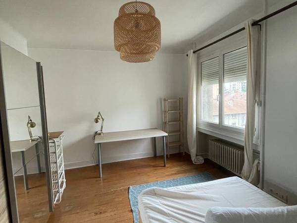 Colocation / Appartement 5 pièces de 120 m², Saint-Étienne, Bis Rue du 11 Novembre / Photo 10