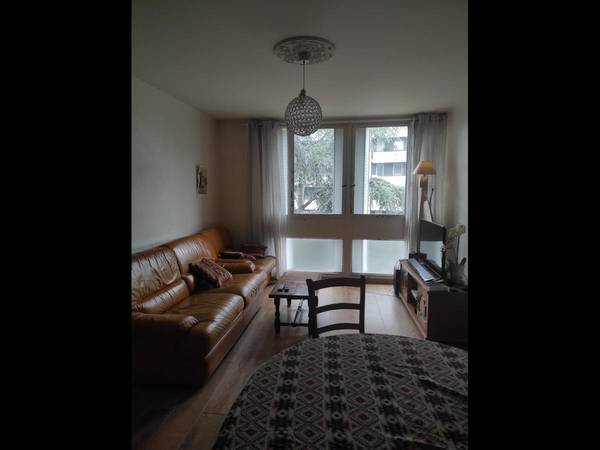 Sous-location / Appartement 4 pièces de 74 m², Paris, Rue des Couronnes / Photo 6