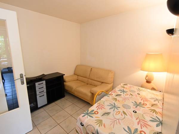 Colocation / Appartement 4 pièces de 65 m², Grenoble, Allée des Deux Mondes / Photo 2