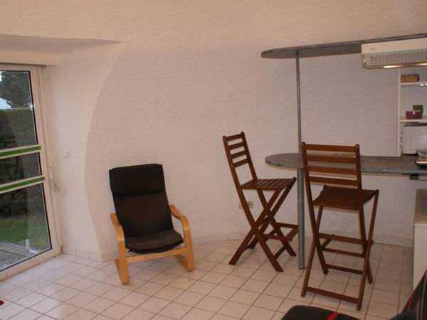 Location / Studio, Feyzin / Photo 2
