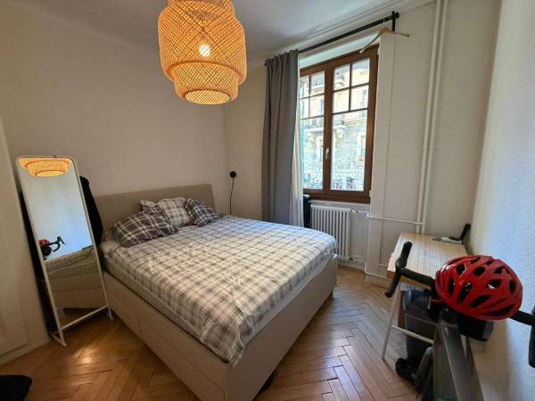 Colocation / Appartement 3 pièces de 100 m², Genève, Rue Schaub / Photo 2