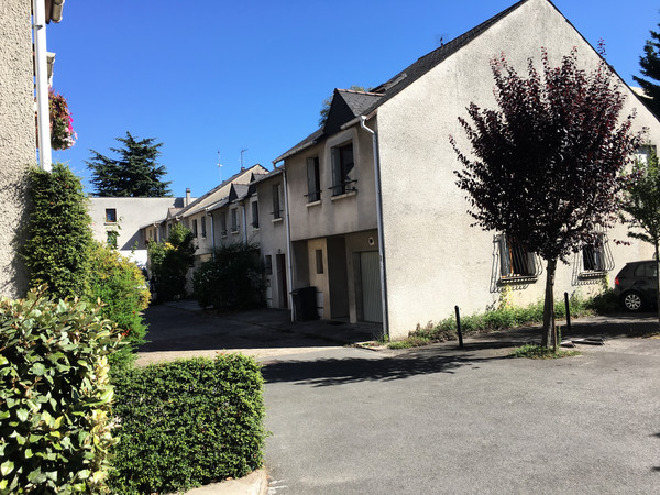 Colocation / Maison 1 pièce de 110 m², Saint-Denis, Rue de Compiègne / Photo 2