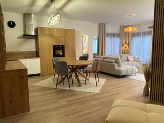 Colocation / Appartement 6 pièces de 123 m², Algrange, Rue de la Marne