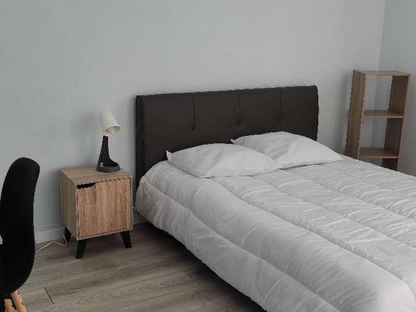 Colocation / Appartement 6 pièces de 83 m², Saint-Nazaire, Rue Auguste Brizeux / Photo 5