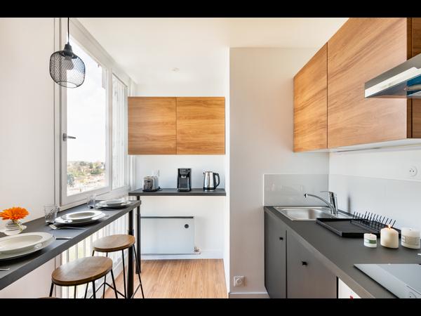 Flatsharing / 4-bedroom flat · 78 m², Bron, Route de Genas / Photo 2