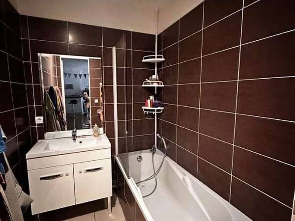 Colocation / Appartement 6 pièces de 142 m², Lyon, Cours Lafayette / Photo 2