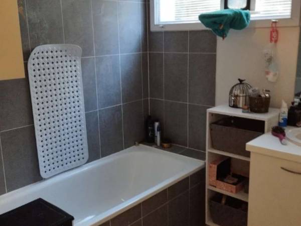Chambre pour étudiant / Appartement 4 pièces de 65 m², Montpellier, Rue Ernest Michel / Photo 4