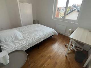 Room share, 6 rooms house, Dijon