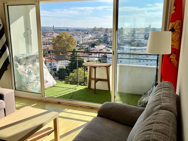 Sous-location / Appartement 4 pièces de 80 m², Bordeaux, Rue Camille Godard / Photo 2