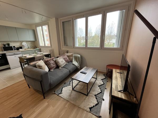 Colocation / Appartement 4 pièces de 70 m², Rouen, Rue Hector Berlioz / Photo 2