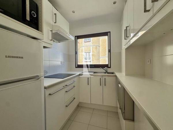 Chambre chez l'habitant / Appartement 3 pièces de 70 m², Paris, Rue Marcel Renault / Photo 6