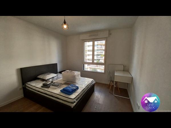 Colocation / Appartement 5 pièces de 85 m², Clichy, Rue Pierre Bérégovoy / Photo 8