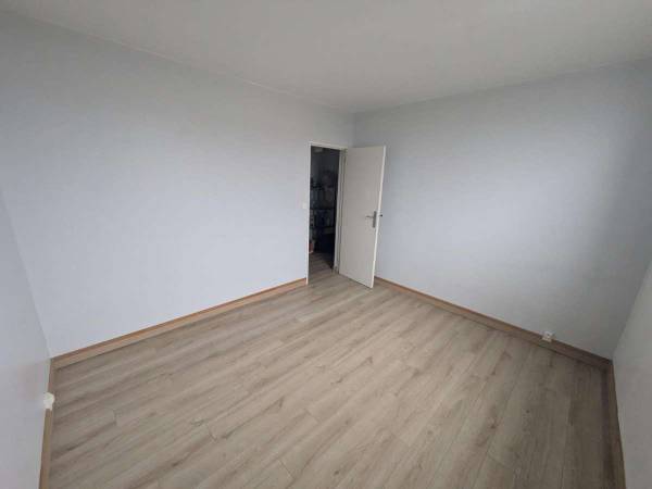 Colocation / Appartement 4 pièces de 80 m², Villejuif, Allée Rembrandt / Photo 2