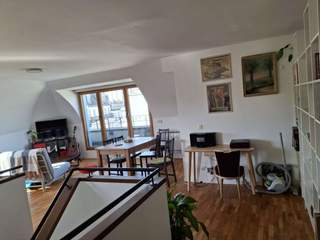 Colocation / Appartement 5 pièces de 120 m², Paris, Rue des Vinaigriers