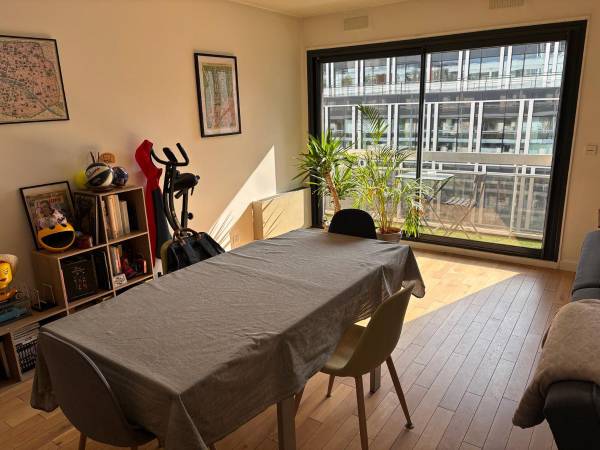 Colocation / Appartement 4 pièces de 99 m², Paris, Rue Villiot / Photo 2