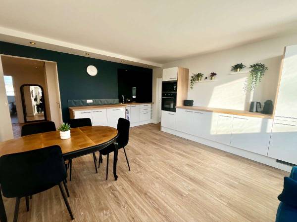 Colocation / Appartement 6 pièces de 96 m², Massy, Rue des Etats-Unis / Photo 11