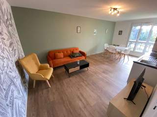 Colocation / Appartement 5 pièces de 85 m², Caen, Boulevard Général Vanier