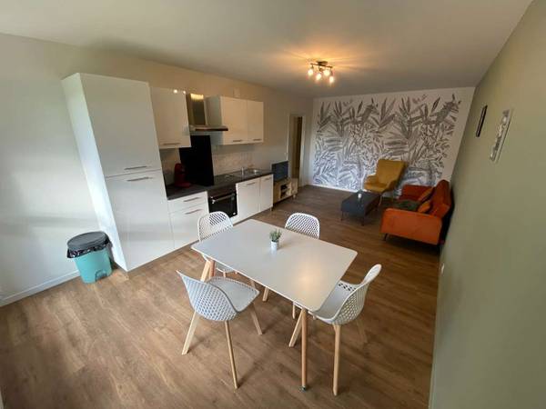 Colocation / Appartement 5 pièces de 85 m², Caen, Boulevard Général Vanier / Photo 4