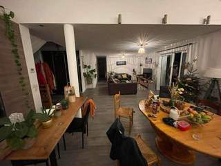 Flatsharing / 6-bedroom house · 169 m², La Flachère, Route Rd9