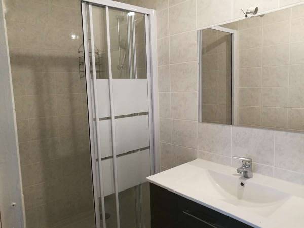 Colocation / Maison 3 pièces de 54 m², Vitry-sur-Seine, Rue Édouard Tremblay / Photo 3