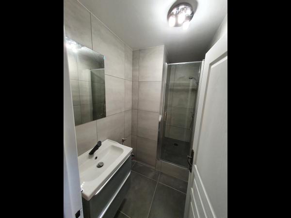 Colocation / Appartement 6 pièces de 95 m², Bagnolet, Rue de la Noue / Photo 6