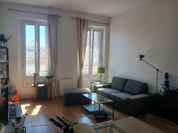 Colocation / Appartement 3 pièces de 90 m², Marseille, Rue Curiol / Photo 2