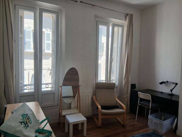 Colocation / Appartement 3 pièces de 90 m², Marseille, Rue Curiol / Photo 5