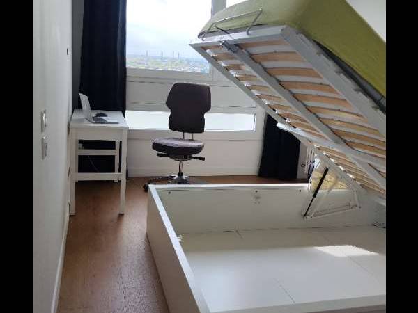 Sous-location / Appartement 4 pièces de 72 m², Lyon, Rue Philippe Fabia / Photo 2