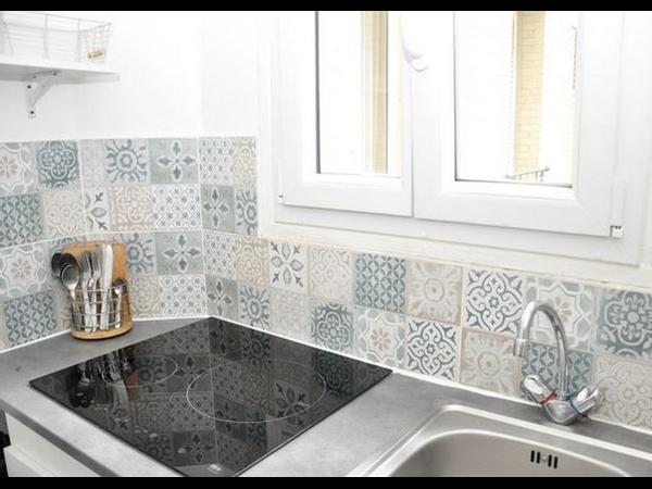 Location / Studio de 21 m², Clichy, Rue Bonnet / Photo 2