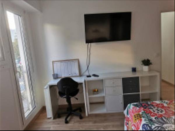 Colocation / Appartement 5 pièces de 85 m², Massy, Avenue Saint Marc / Photo 2