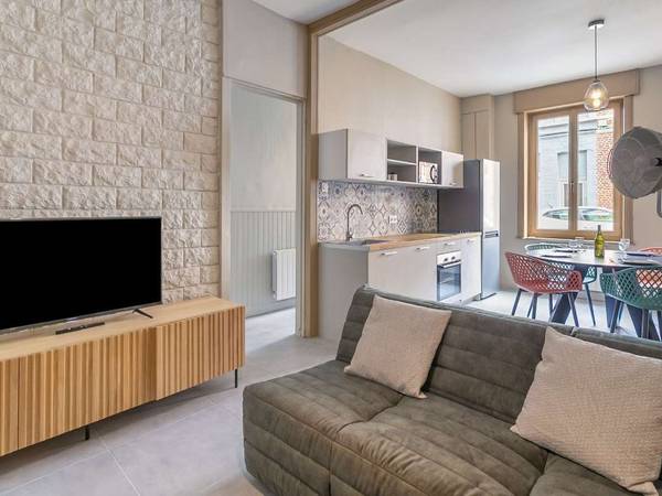 Colocation / Maison 5 pièces de 90 m², Croix, Rue Léon Gambetta / Photo 2