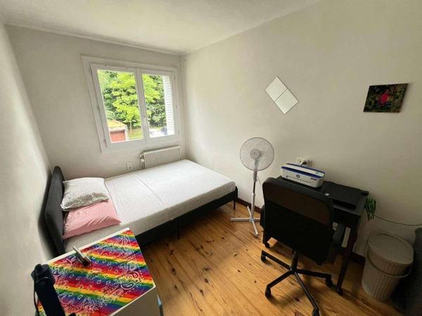Colocation / Appartement 4 pièces de 68 m², Oullins-Pierre-Bénite, Rue Saint-Exupéry / Photo 11