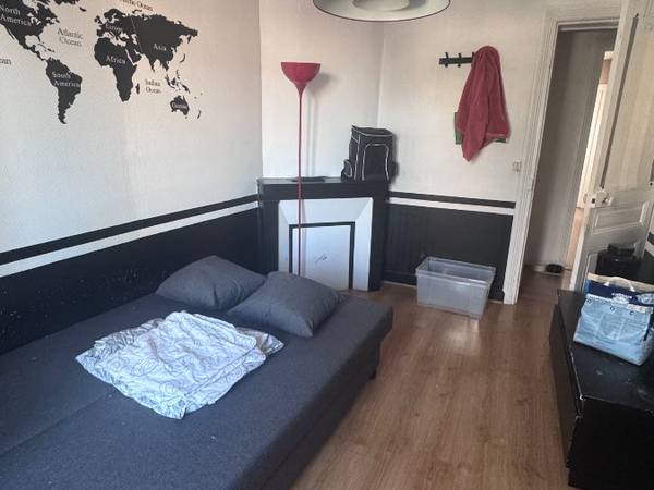 Sous-location / Appartement 4 pièces de 42 m², Le Kremlin-Bicêtre, Rue du 14 Juillet / Photo 2