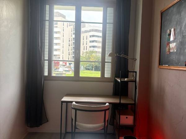 Sous-location / Appartement 5 pièces de 75 m², Lyon, Rue Professeur Joseph Nicolas / Photo 2