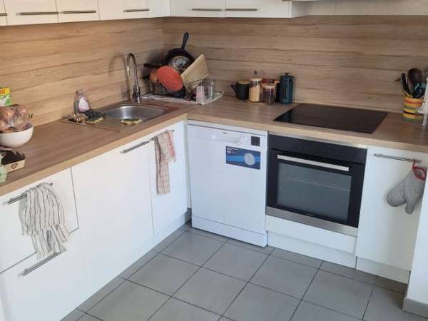 Colocation / Appartement 6 pièces de 120 m², Lyon, Rue Sabine Zlatin / Photo 2