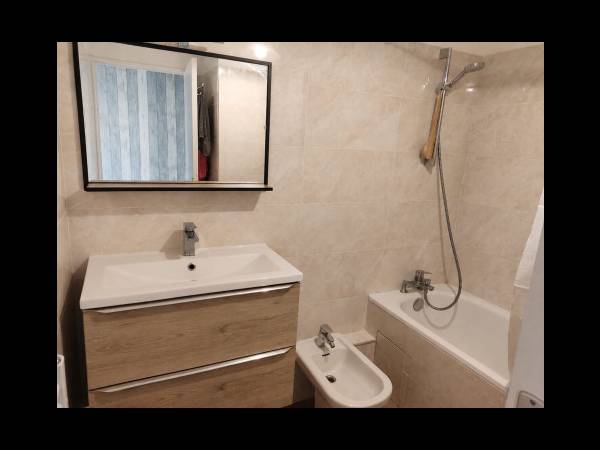 Colocation / Appartement 3 pièces de 69 m², Évry-Courcouronnes, 4 Rue Jules Vallès / Photo 2