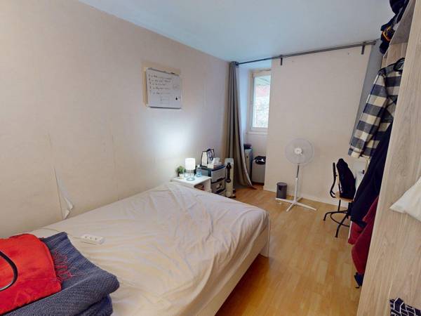 Colocation / Maison 5 pièces de 87 m², Noisy-le-Grand, Allée de la Noiseraie / Photo 2