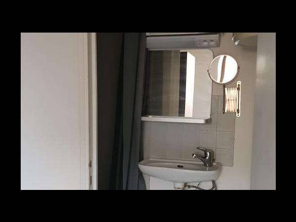 Location / Appartement 1 pièce de 18 m², Rennes, Rue de l'Alma / Photo 4