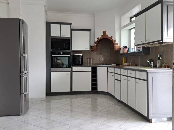 Colocation / Appartement 5 pièces de 130 m², Pointe-à-Pitre, Rue Sadi Carnot / Photo 3