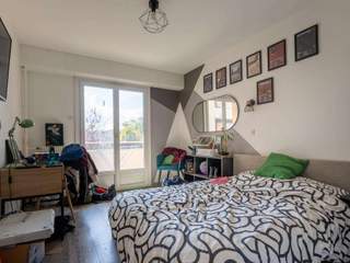 Room share / 7 rooms apartment · 150 m², Dijon, Boulevard de l'Universite