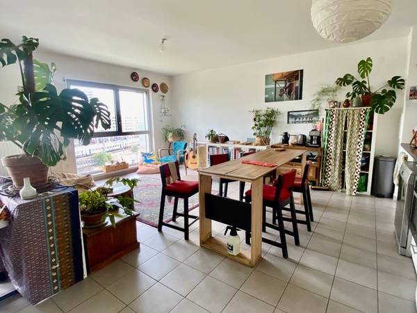 Sous-location / Appartement 5 pièces de 103 m², Paris, Rue Césaria Évora / Photo 2