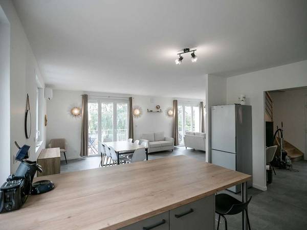 Flatsharing / 7-bedroom flat · 155 m², Besançon, Rue Camille Flammarion / Photo 2